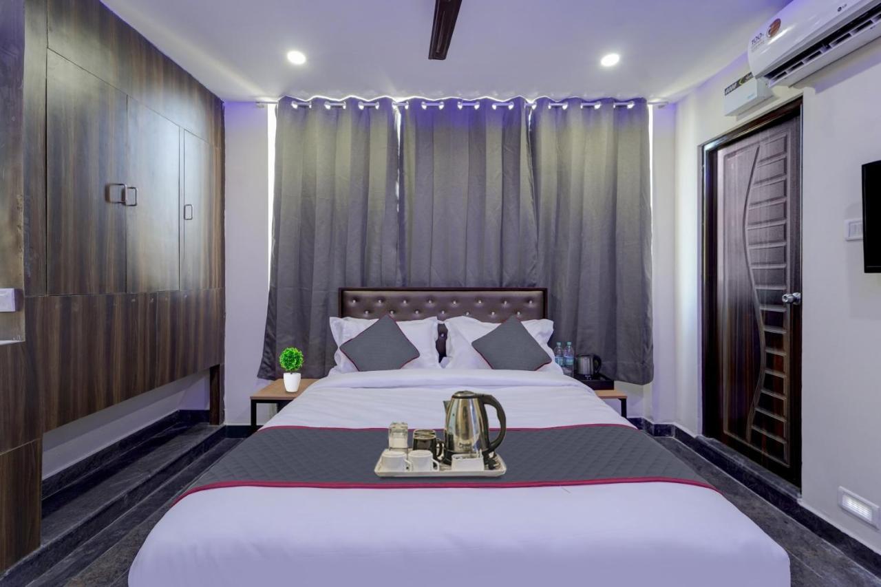 Super Townhouse G Silver Hotels Near Us Biometric Ченнаи Экстерьер фото